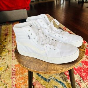 Vans White Low-Top Sneakers Breathable Knit Design